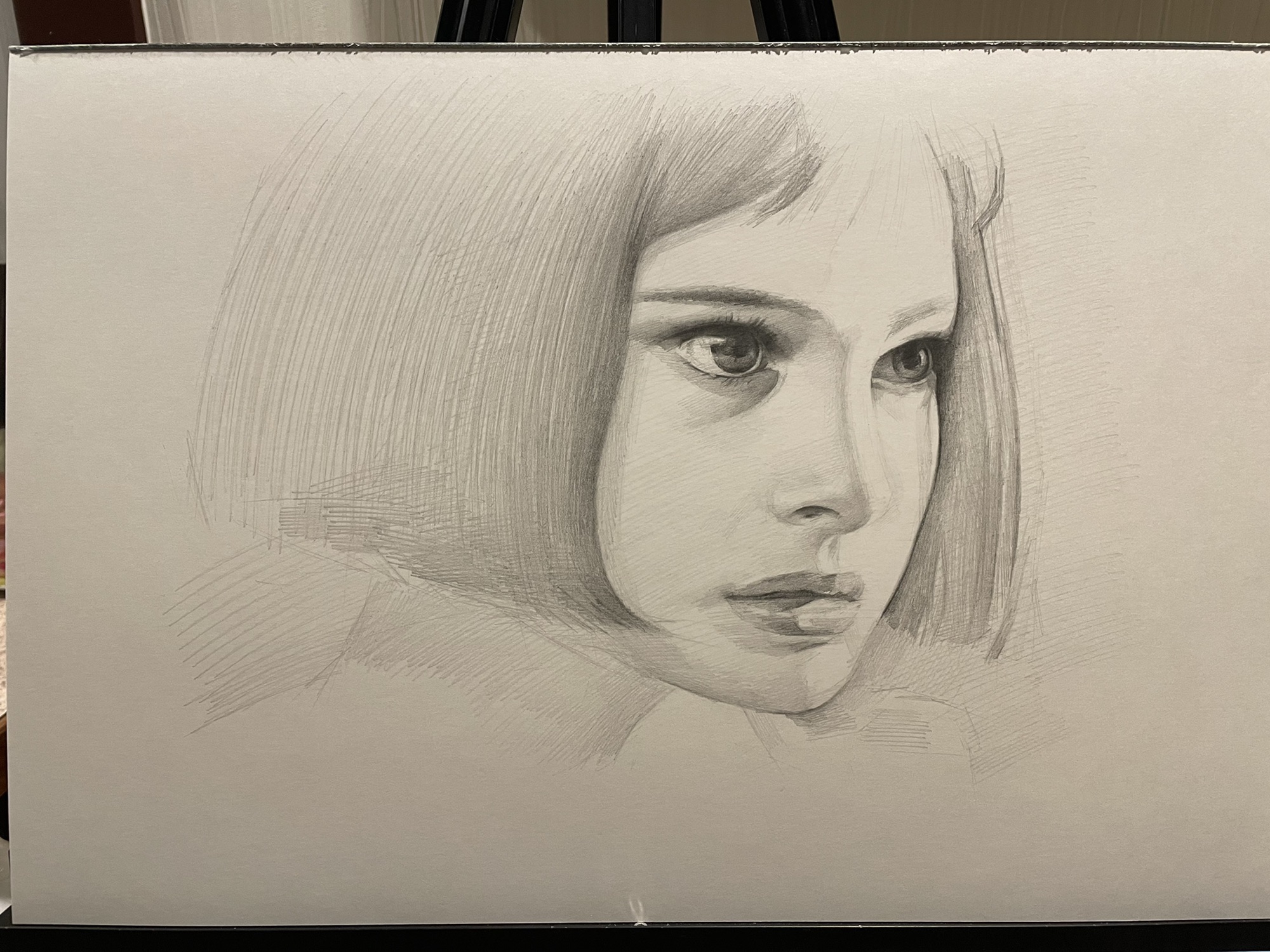 AZUMAs式デッサンでマチルダを描く | 大阪 絵画教室 AZUMAs (デッサン