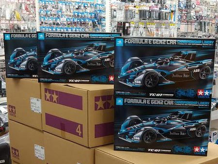 人気です、好評発売中(タミヤ/フォーミュラ E GEN2 チャンピオンシップカラー(TC-01)) | RCアドバイザーチャンプのBlog タミヤ No.58681 フォーミュラE GEN2 チャンピオンシップカラー