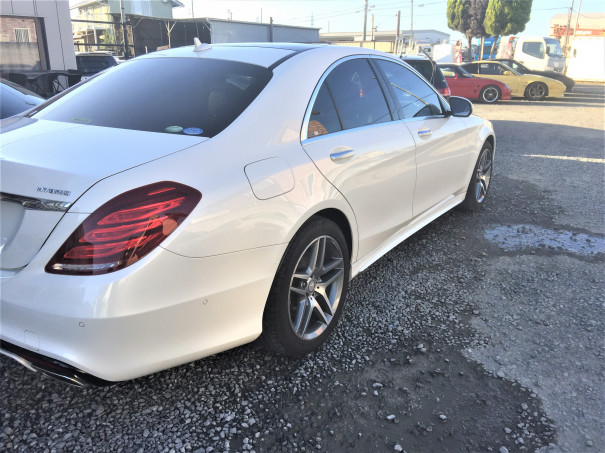 高級車に 中古車販売のgoods 高級車に 中古車販売のgoods