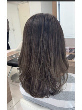 30代女子 生えてしまった白髪はどうすればいいの Hair Make Ash鶴ヶ峰1号店 ブログ