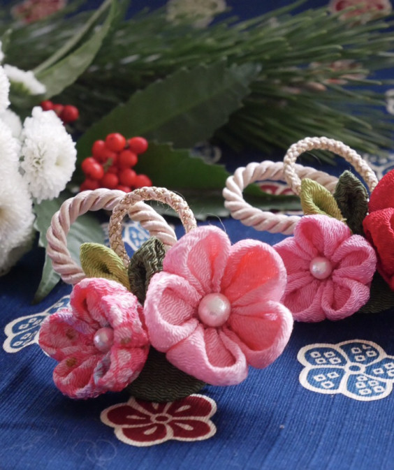 11月の花は ポインセチア アトリエはつはんな 11月の花は ポインセチア アトリエはつはんな