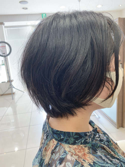 髪型にこだわりたい方 くせ毛でもショートカットが楽しめる ミニマムショート 美容室 Ash 浜田山店 ブログ