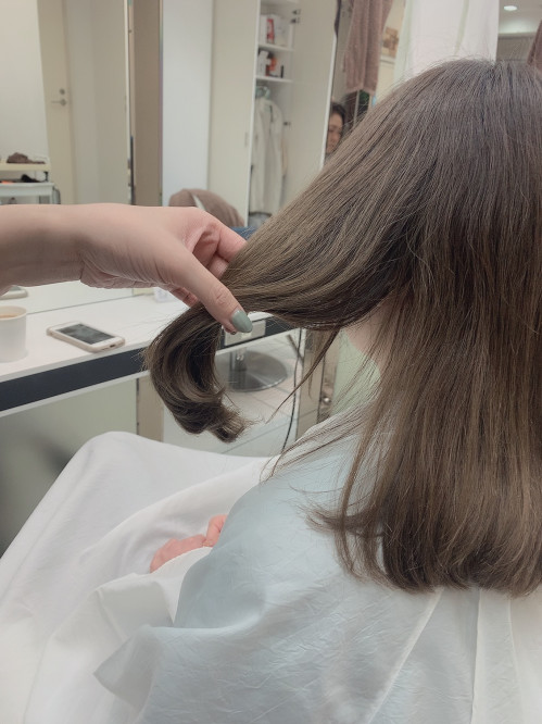 多毛ミディアムの巻き方 美容室 Ash 桜新町店 ブログ