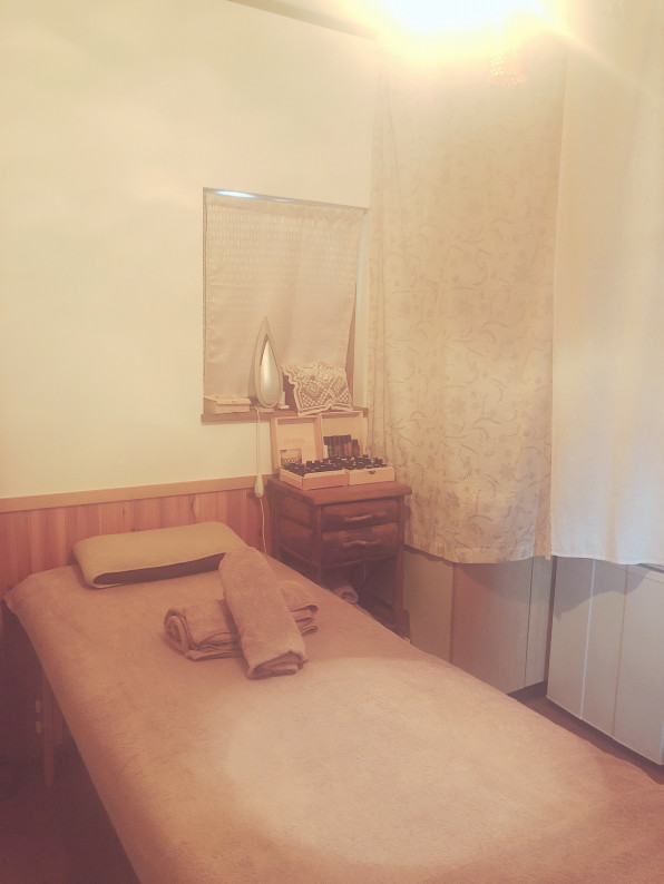 Salon Relaxation Salon School Plana エステ リンパマッサージ リラクゼーション セルフホワイトニング Whitening ホワイトニング大阪 Salon Relaxation Salon School Plana エステ リンパマッサージ リラクゼーション セルフホワイトニング Whitening ホワイトニング大阪