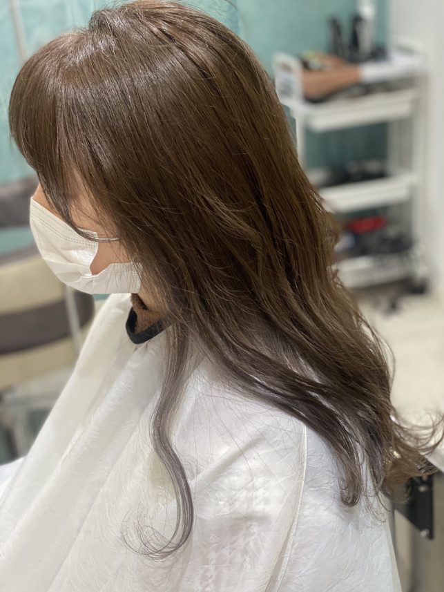 インナーカラーでシルバーグレー Ash 菊名店 ブログ インナーカラーでシルバーグレー Ash 菊名店 ブログ