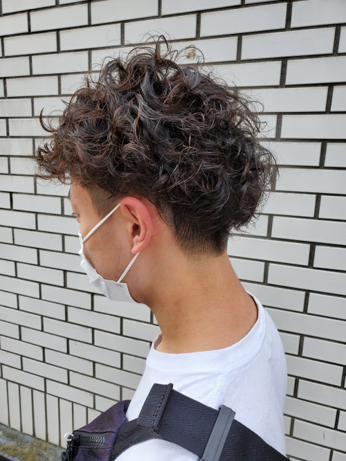 少しウザイくらいがちょうどいいメンズのハードパーマ Ash 日吉店 ブログ