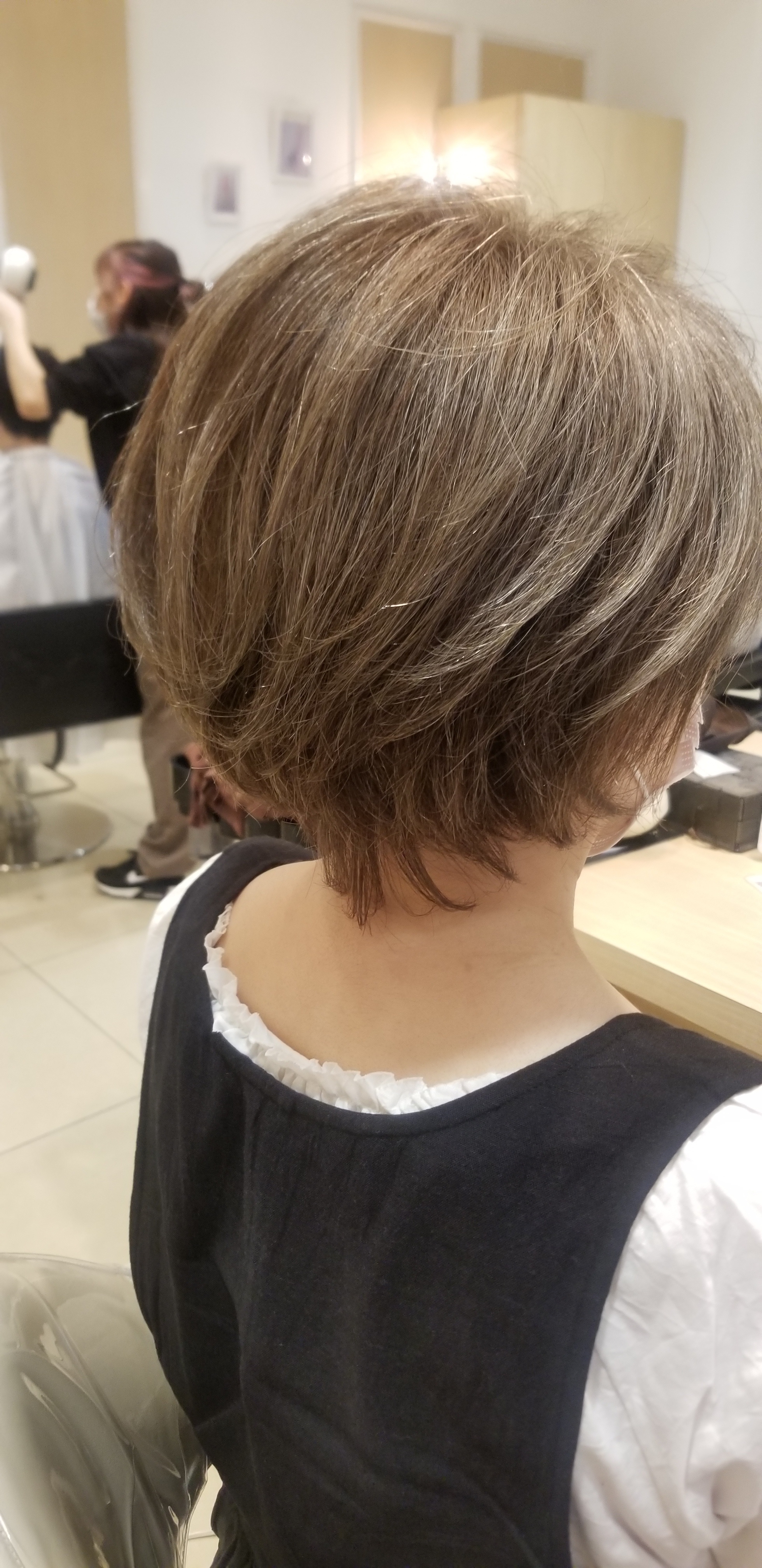 ハイトーングレージュショート 美容室 Ash 中目黒店 ブログ