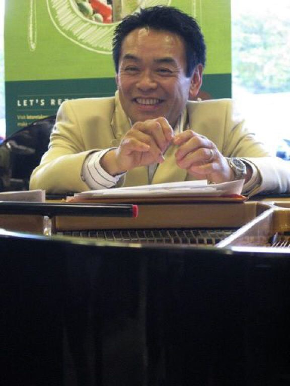 Hiroshi Yamazaki Jazz Pianist