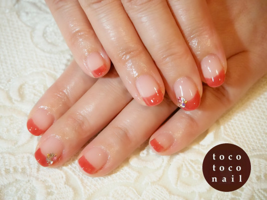 赤フレンチ ジェルネイル Tocotoco Nail