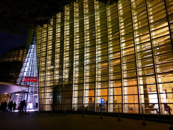 夜のダリ展行って来ました 六本木アートナイトの国立新美術館 Atelier Mana Season1 夜のダリ展行って来ました 六本木アートナイトの国立新美術館 Atelier Mana Season1