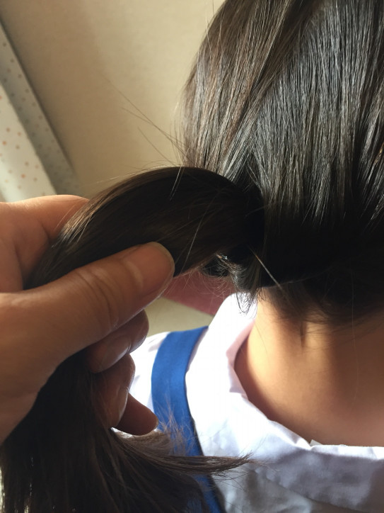 子供のヘアアレンジが苦手なママさんへ超簡単ヘアアレンジpart10 大分市の美容室 Joujou 子供のヘアアレンジが苦手なママさんへ超簡単ヘアアレンジpart10 大分市の美容室 Joujou