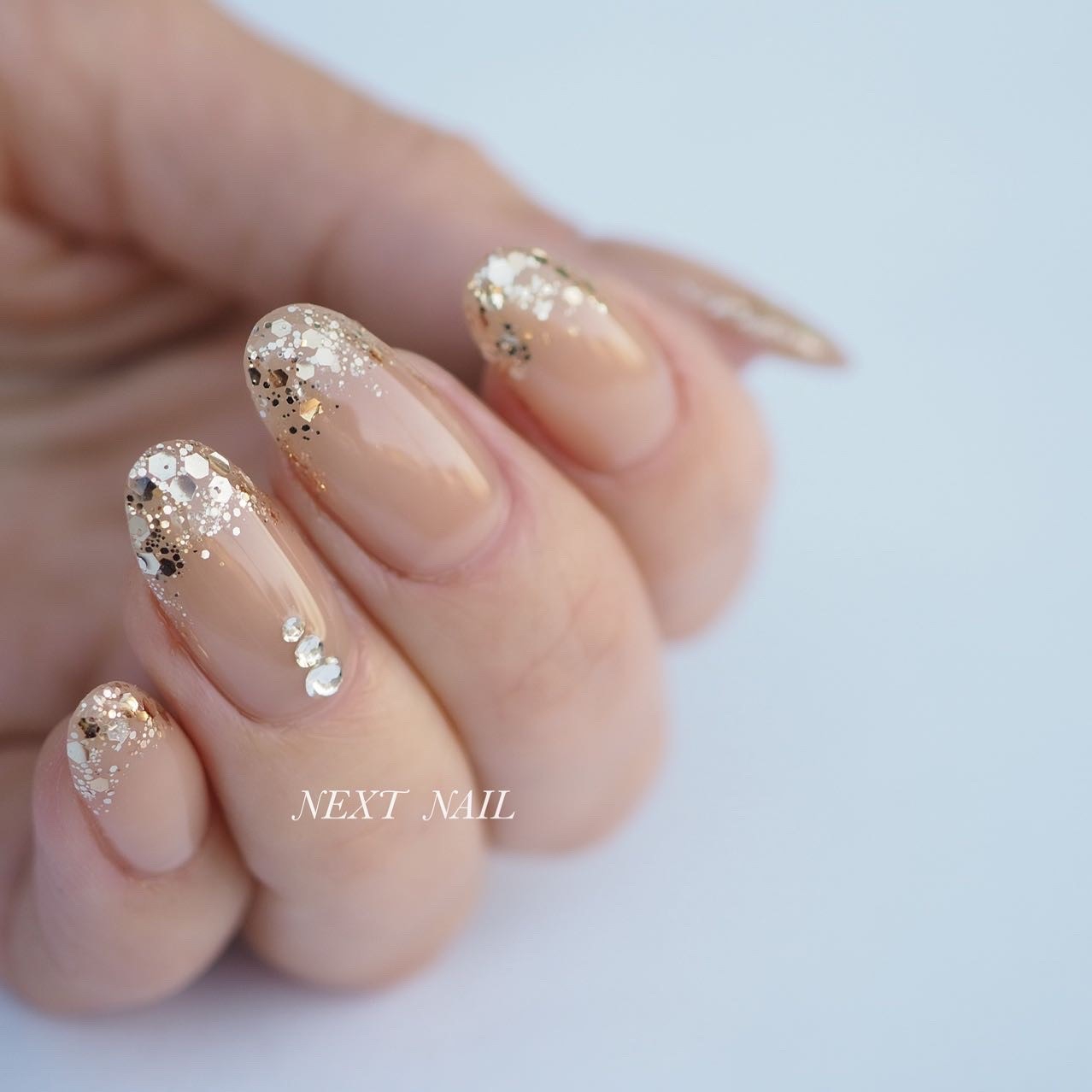 2月のキャンペーン【輝く☆大人のラメグラデーションネイル】 | NEXT