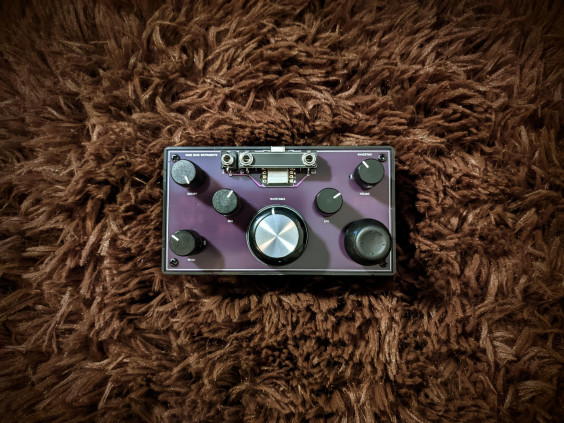 acc99806bb8fcad02de4f8ff7e7475  