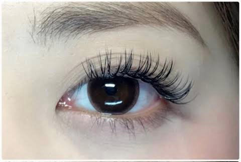 マツエク装着イメージ写真 徳島県マツエクもできる美容室