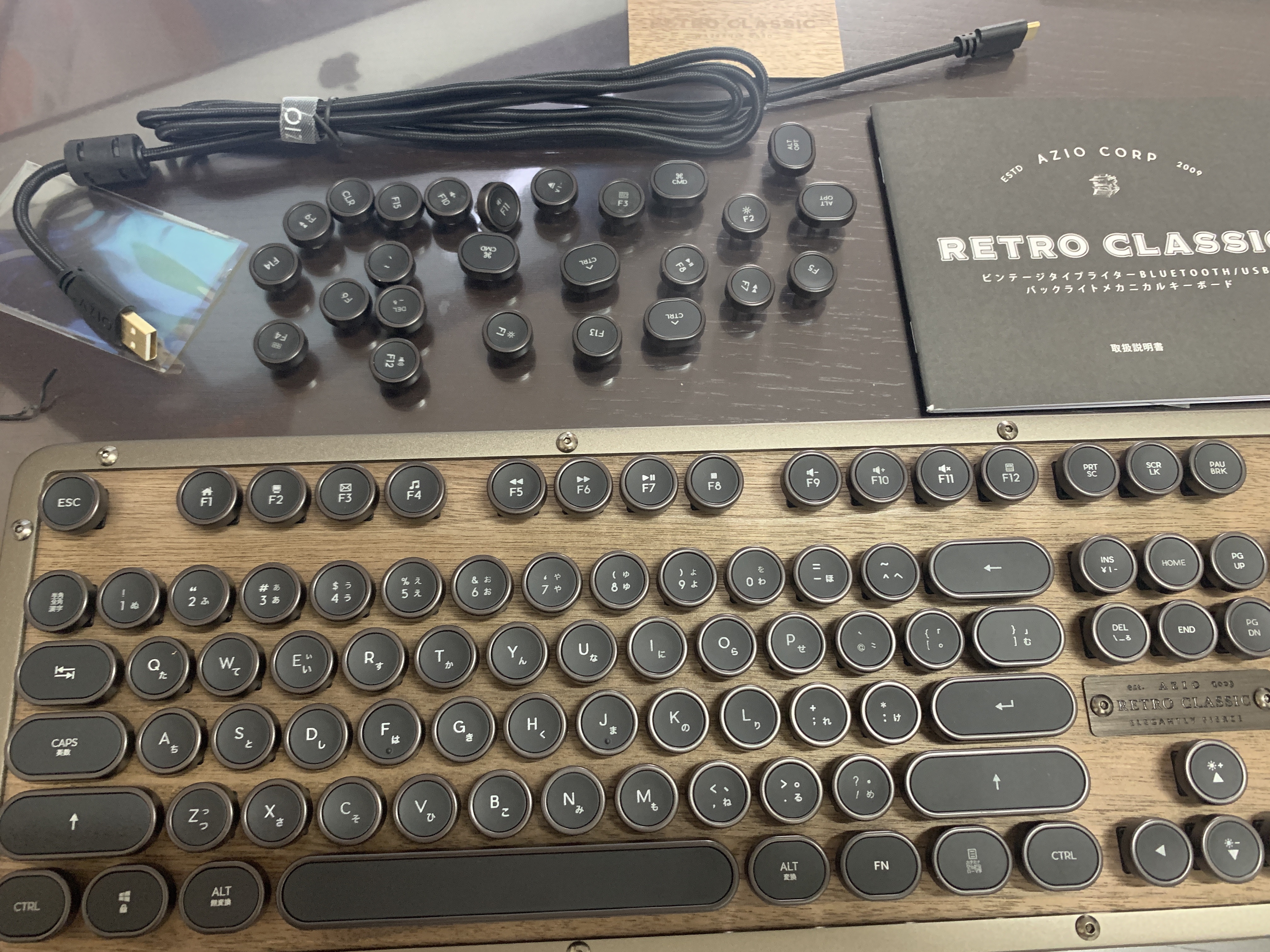 格安 価格でご提供いたします AZIO Retro Classic ELWOOD キーボード