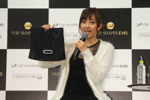 一日十分の Vアップシェイパーems で菊地亜美が胴囲をマイナス十 Fphime 報道府