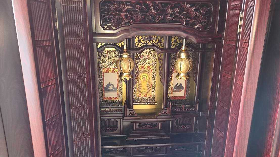 紫檀仏壇（上置タイプ）（魂抜き終わってます） お仏壇の処分や引っ越しの時には魂抜きが必要なので早めに準備しま