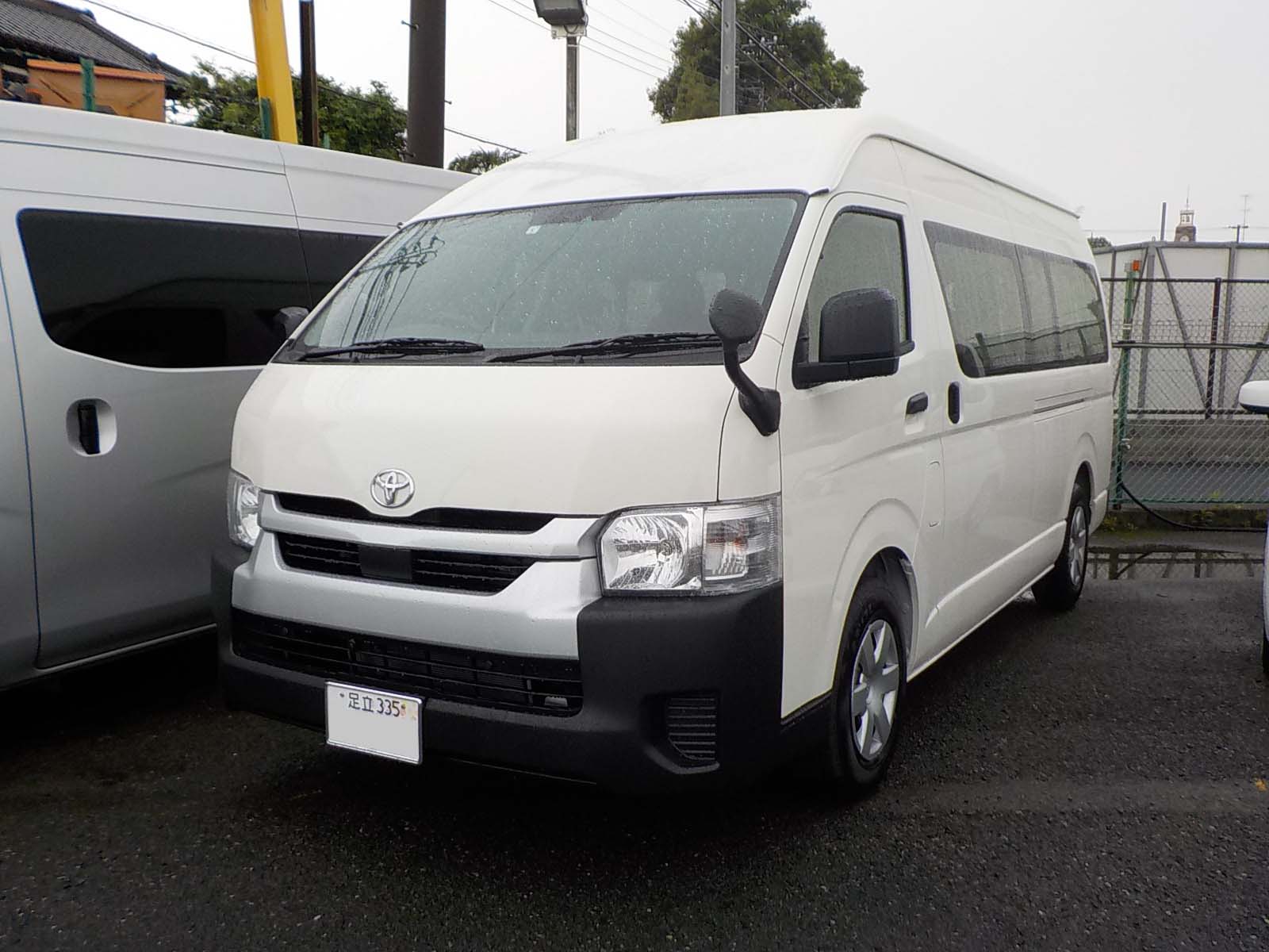 ハイエース　No.3 新車6速AT ハイエースバン スーパーGL（TRH200V