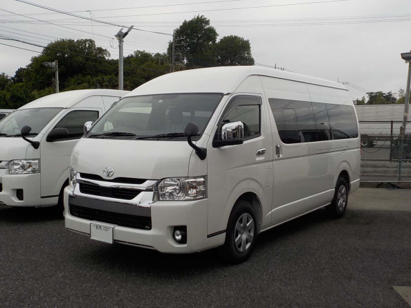 ハイエース キャンパー特装 Trh221k 2人 5人乗り 2列シート構造変更 新車コンプリート 21 06 トヨタ ハイエース専門店 ハイエースワールド の販売 構造変更 定員変更 カスタム キャンピングカー製作情報