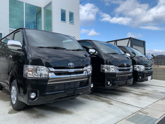 ブラックマイカ Hiace World