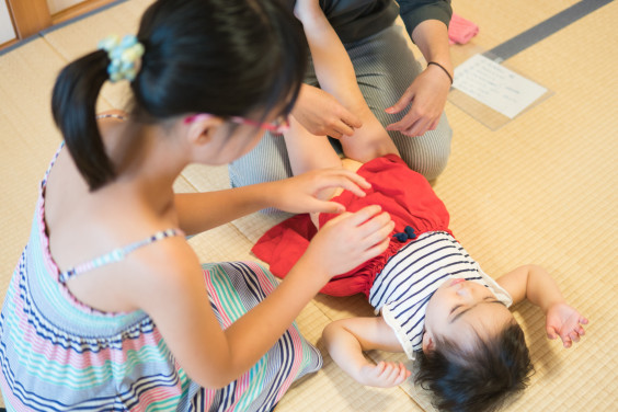 英語でふれあい遊びプログラム トイトイトイロ Toi Toi Toiro 宮城県 美里町 英語教室