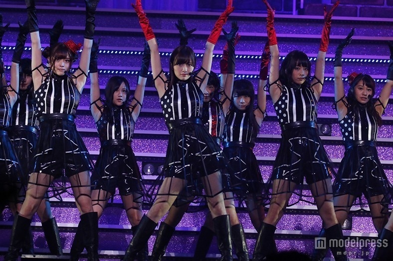 西野、白石などコンプ多数 クリスマスライブ衣装3 乃木坂46 白石麻衣 生写真 クリスマスライブ衣装3 - メルカリ