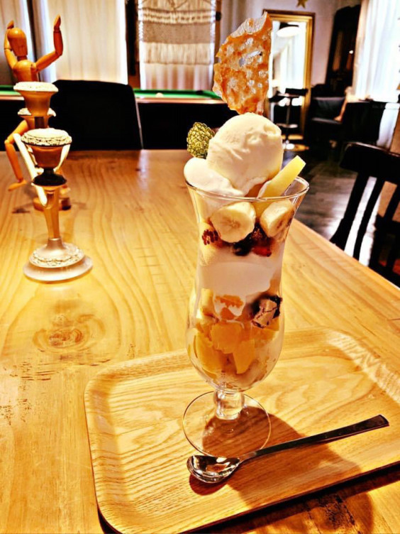 季節のフルーツパフェ 始めます Cafe Bar Nico