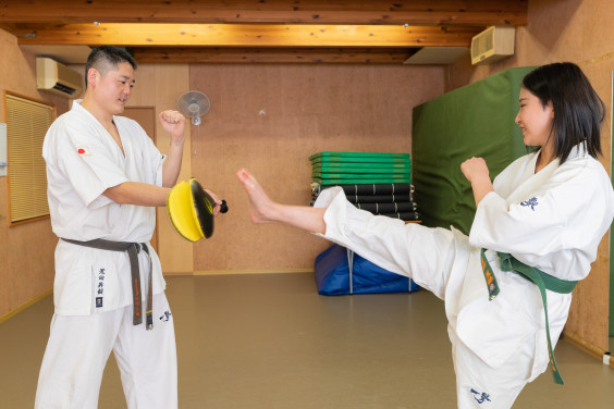 シニア 女子 極真空手 おゆみの道場 千葉県中央支部