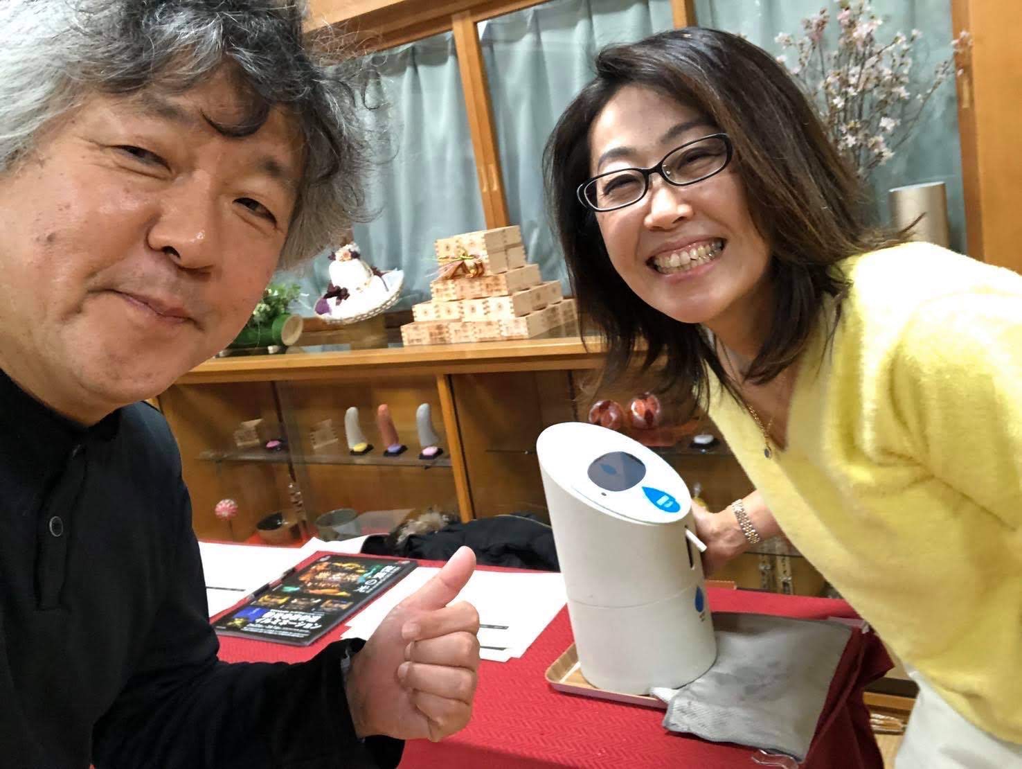 島田由香さんｘ茂木健一郎さん、長野・善光寺で emmyWash! | emmyWash