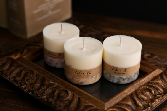 100 オーガニックのソイキャンドルでリラックス 効果を Libre B Candle Studio