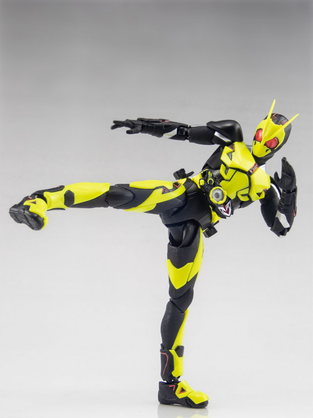 S H Figuarts 仮面ライダーゼロワン ライジングホッパー でアクションフィギュアの魅力をご紹介 ハジメタマシイウェブ