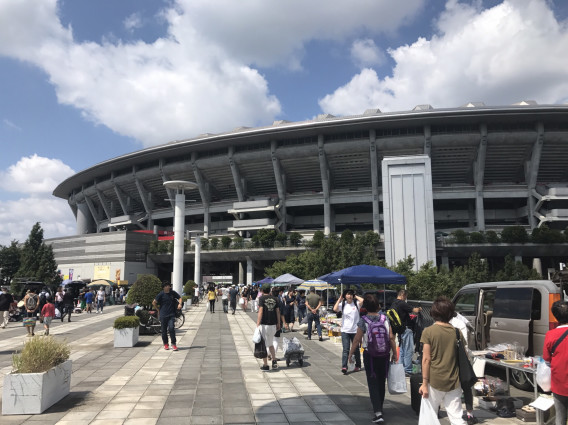 新横浜 日産スタジアムrun9キロ 17 9 10夏 走る風景