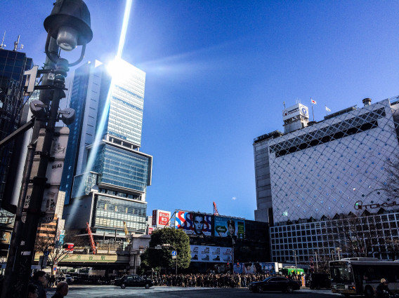 渋谷駅 代田橋駅 日本のガウディ 梵寿綱の建築見学run6 7キロ 17 2 12冬 走る風景