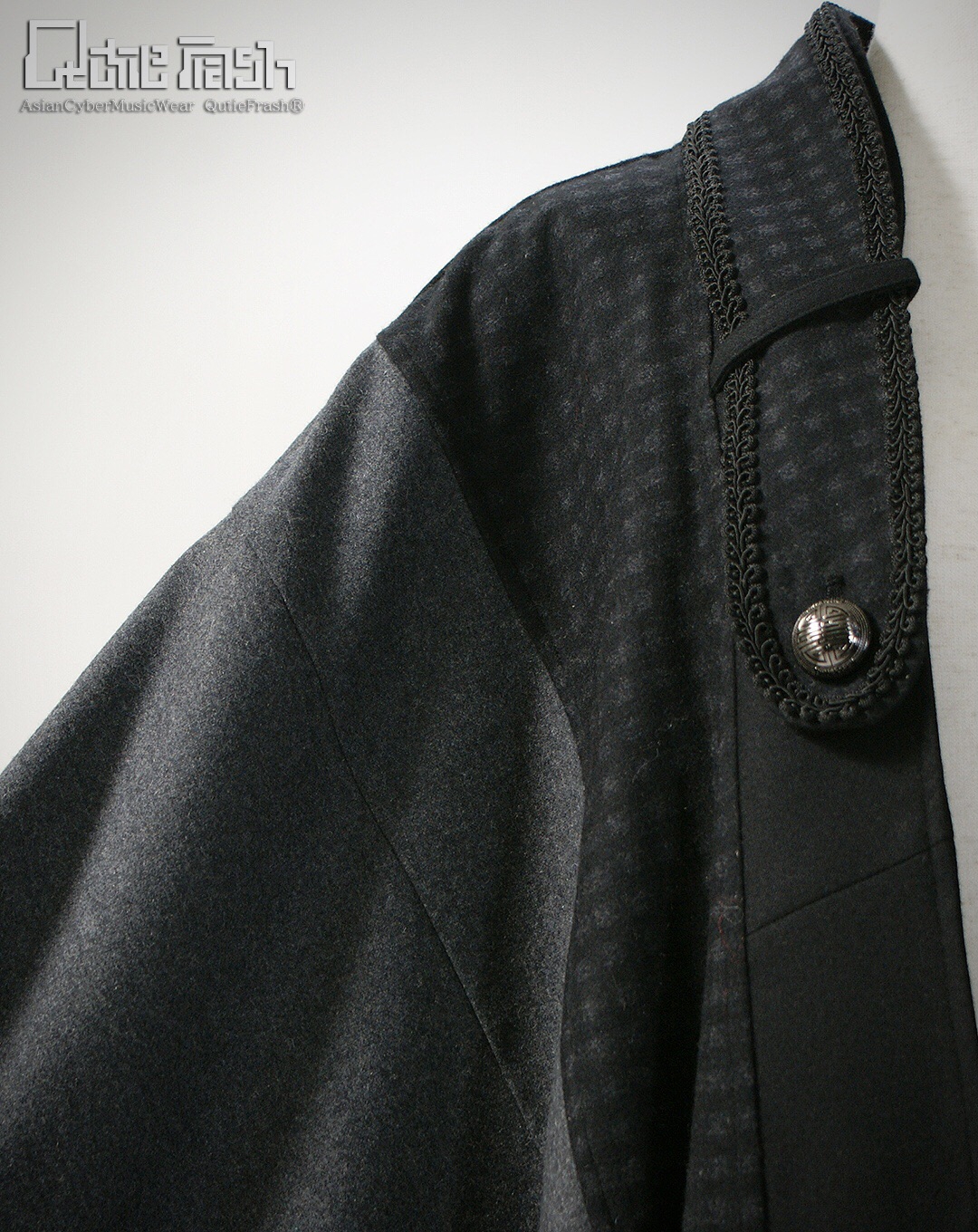 渋過ぎ✨✨和コーデに最適な和風ポンチョ入荷致しました