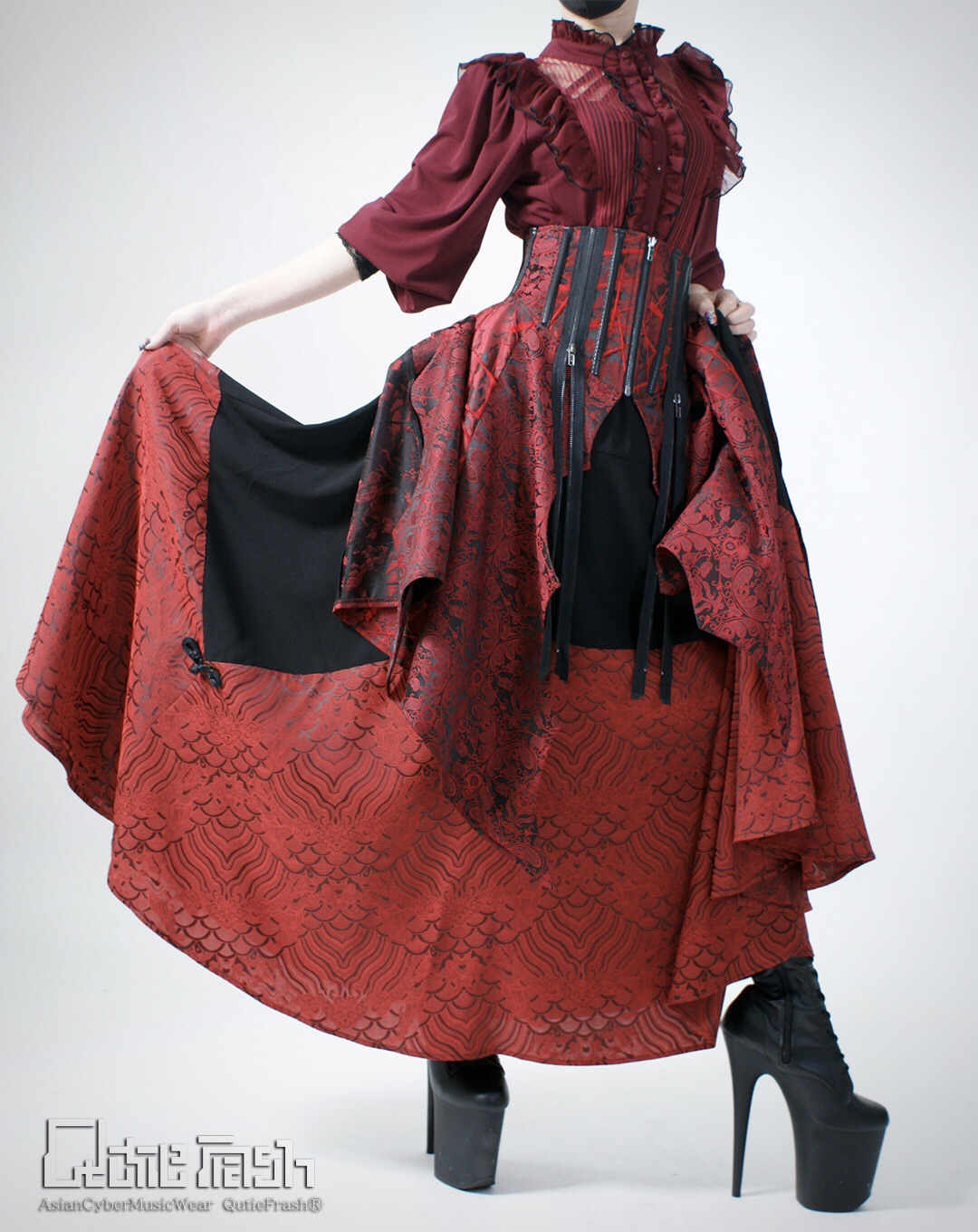 キューティーフラッシュ　QutieFrash ロングスカート 沢山の方が魅了されたあのフレアロングスカートが新しくなりました