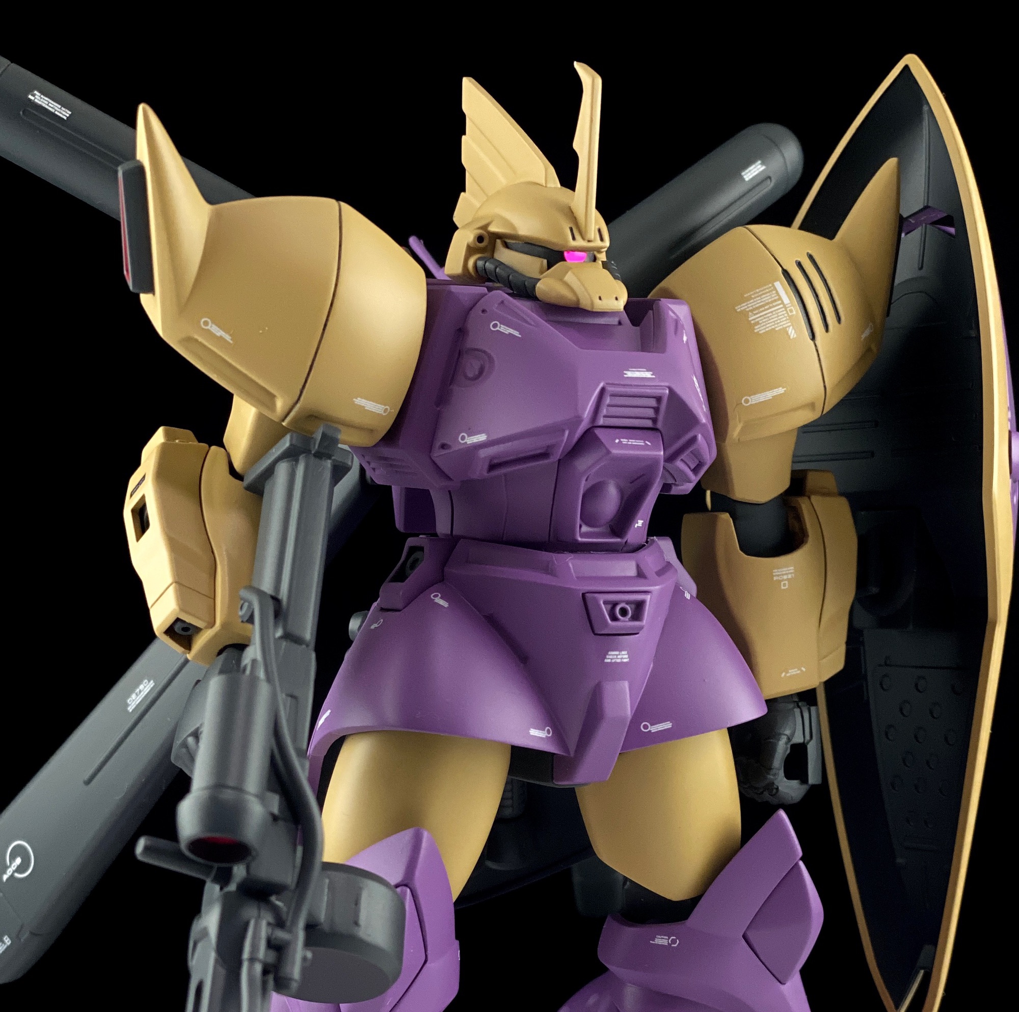 Amazon.com: HGUC 1/144 ゲルググマリーネ シーマ機 （機動戦士
