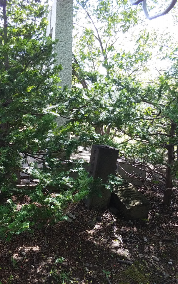 厚別神社地 碑 歴史のあしあと 札幌の碑 東部版