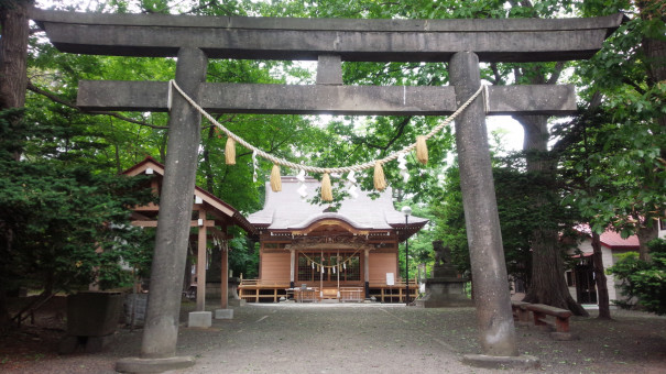 相馬神社 二の鳥居 歴史のあしあと 札幌の碑 東部版