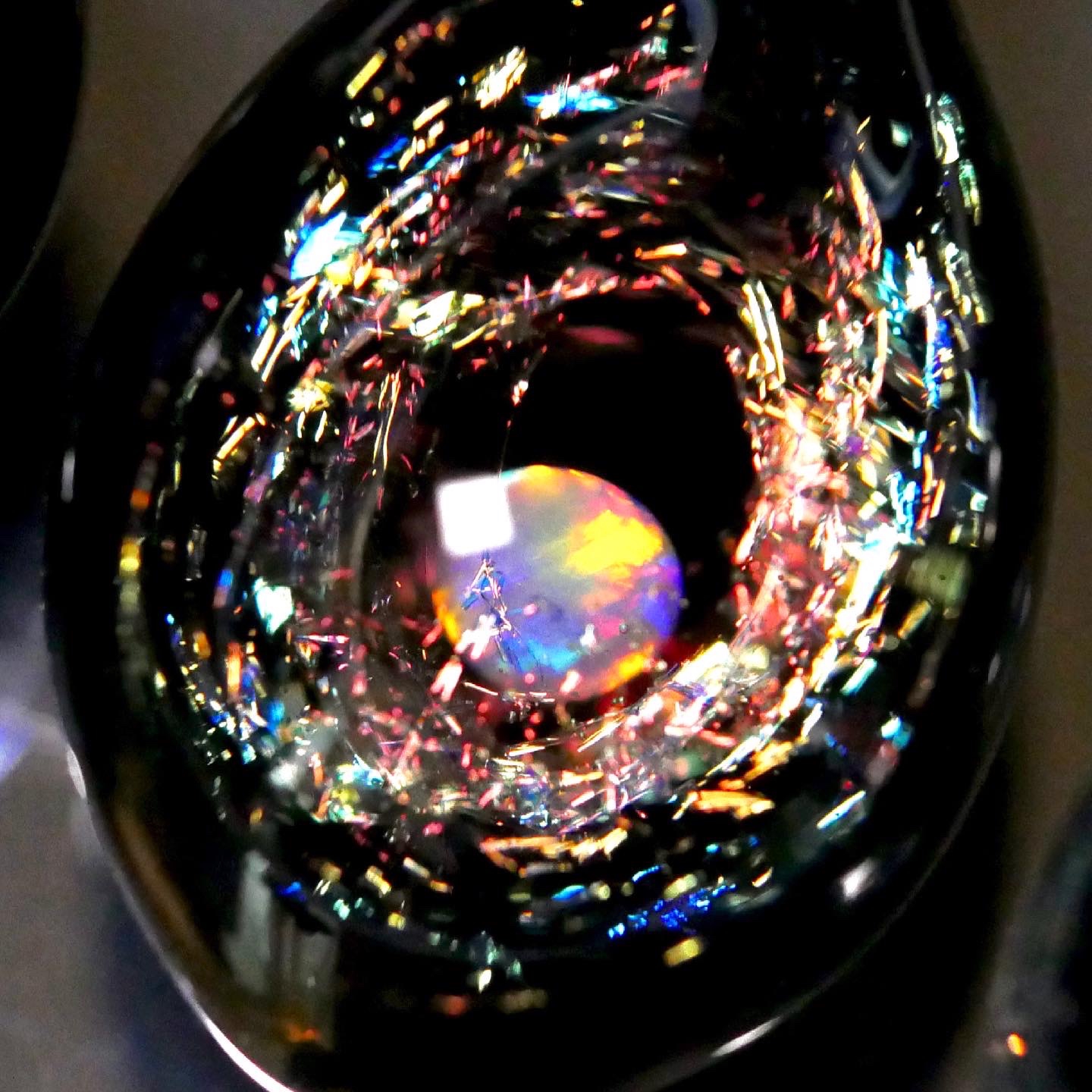 宇宙ガラス | [Healing Glass Manufacturing] by MARIA PRESENTS