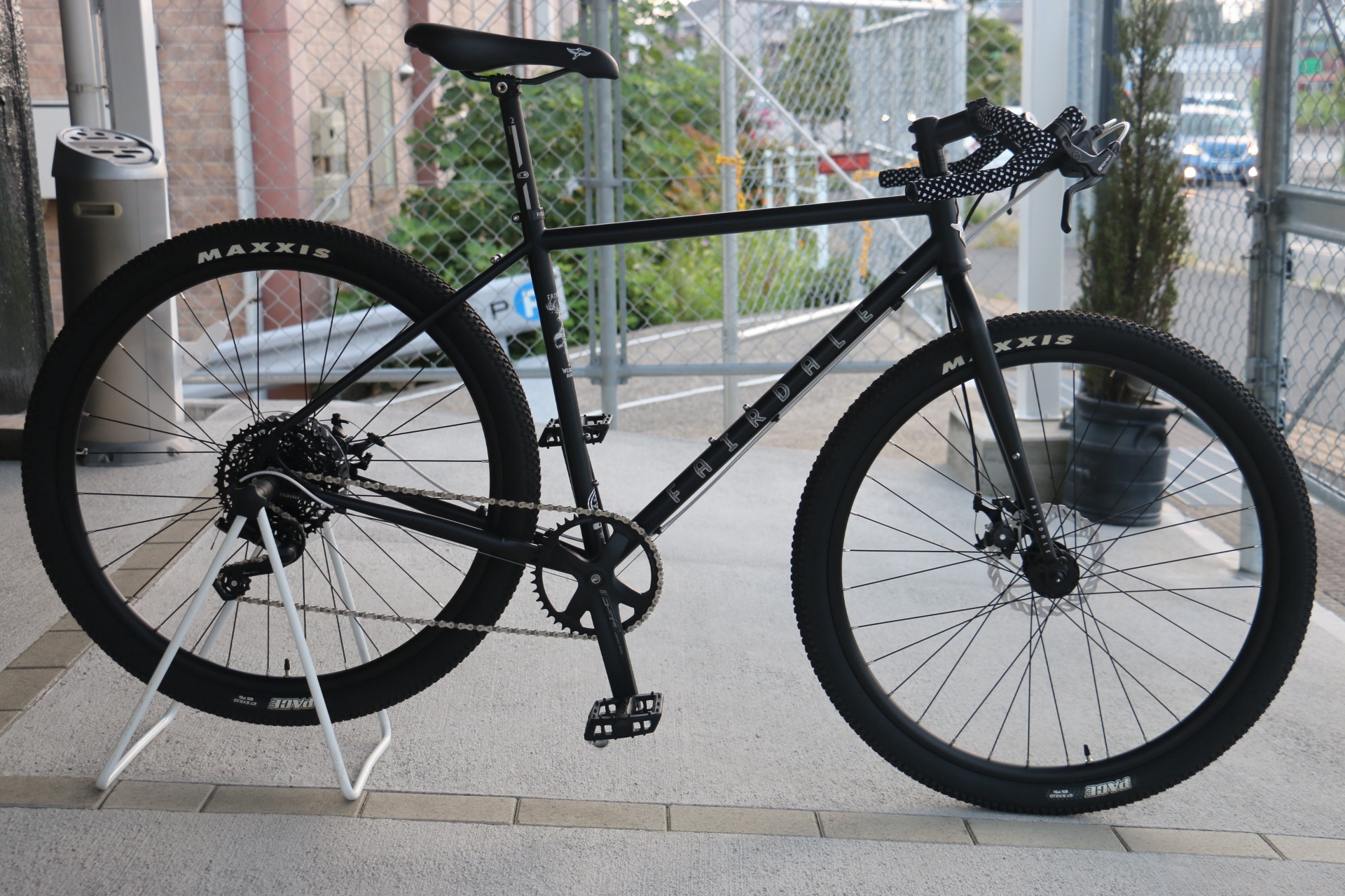 BICYCLE | H.B GARAGE