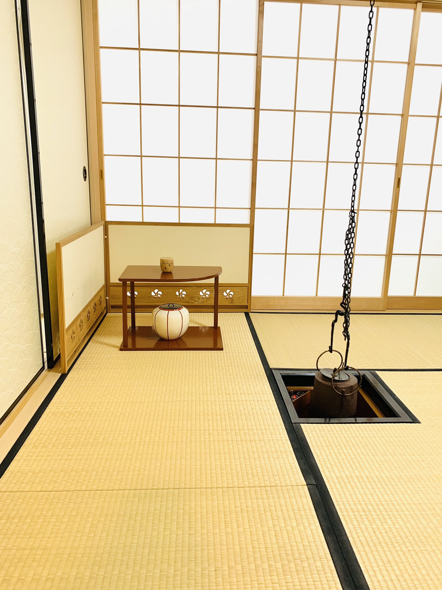 誰が袖棚 | 本郷茶の湯生け花教室