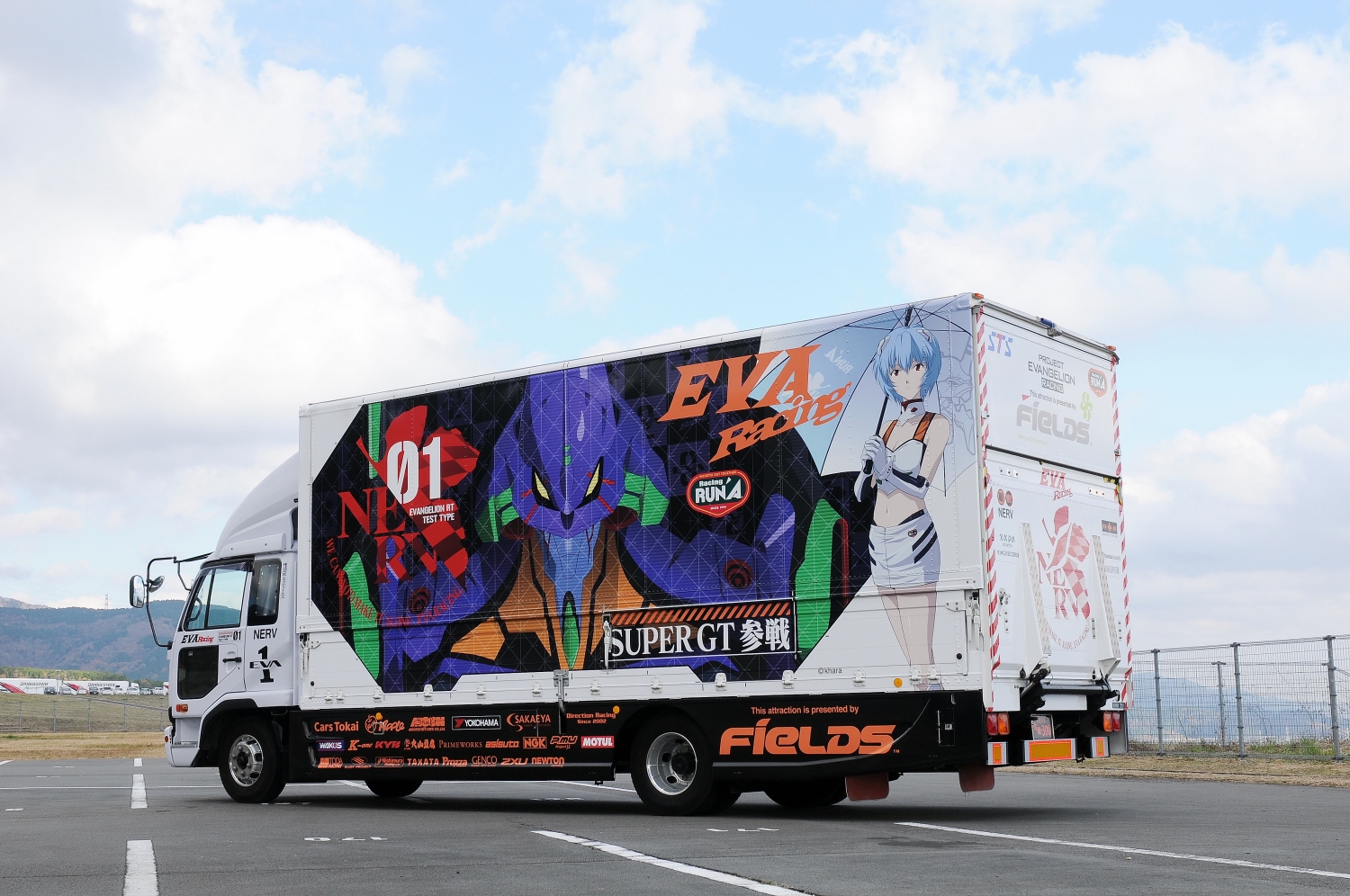 ターマックワークス 1/64 三菱 ふそう スーパーグレート EVA Amazon | ターマックワークス 1/64 三菱ふそう スーパーグレート