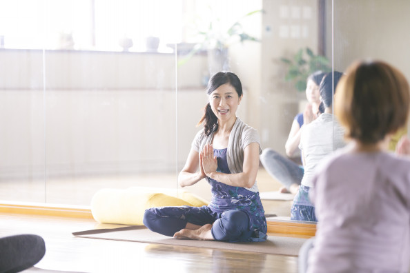 スタジオ紹介 Migaku Gravity Yoga Studio