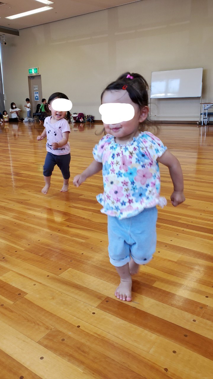 お友達との関わり 自主保育グループあおぞら お友達との関わり 自主保育グループあおぞら