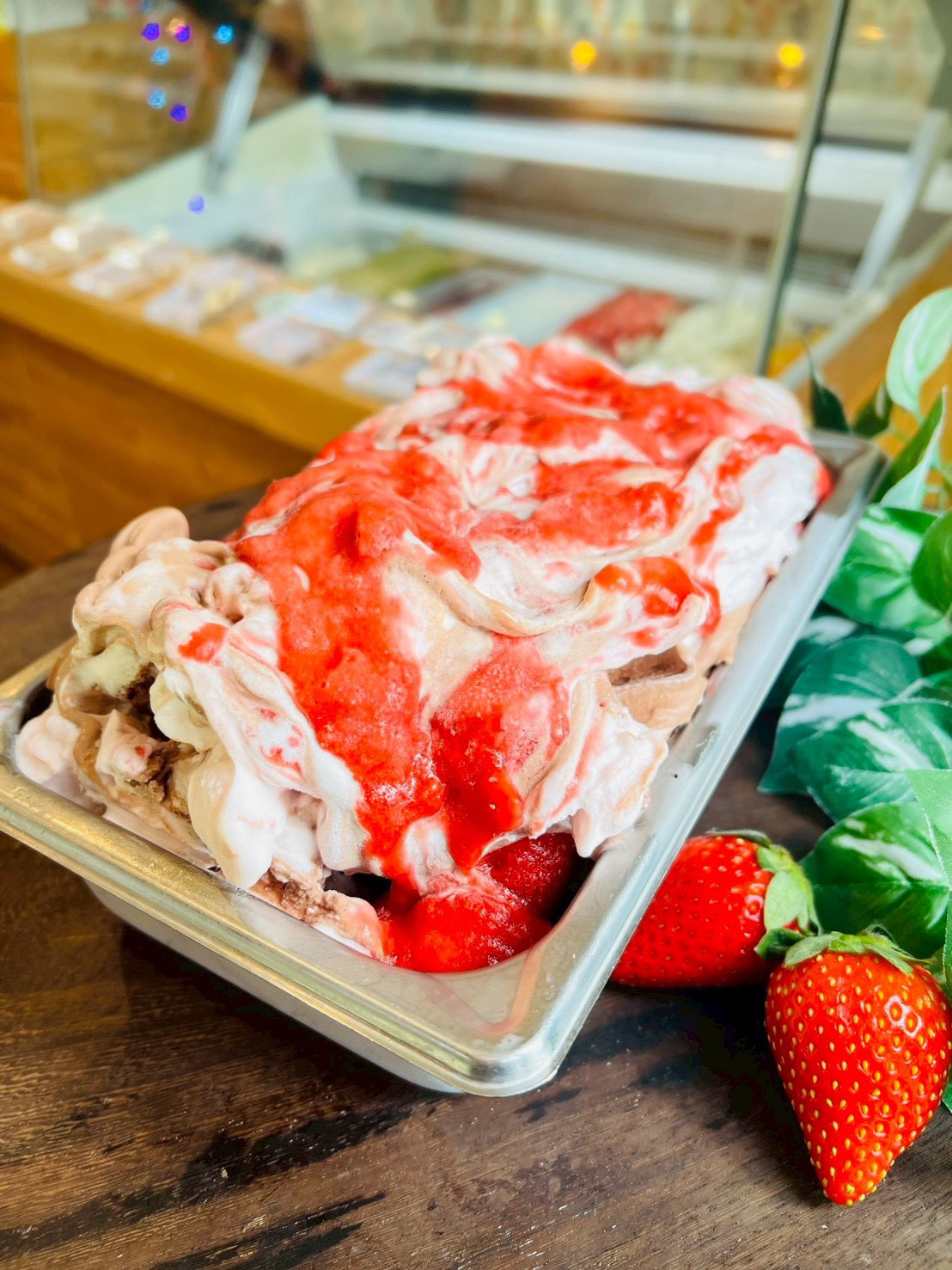 【春限定】はたしょうファームさんの完熟「紅ほっぺ」を贅沢に。新作いちごドリンク＆アイスが登場！