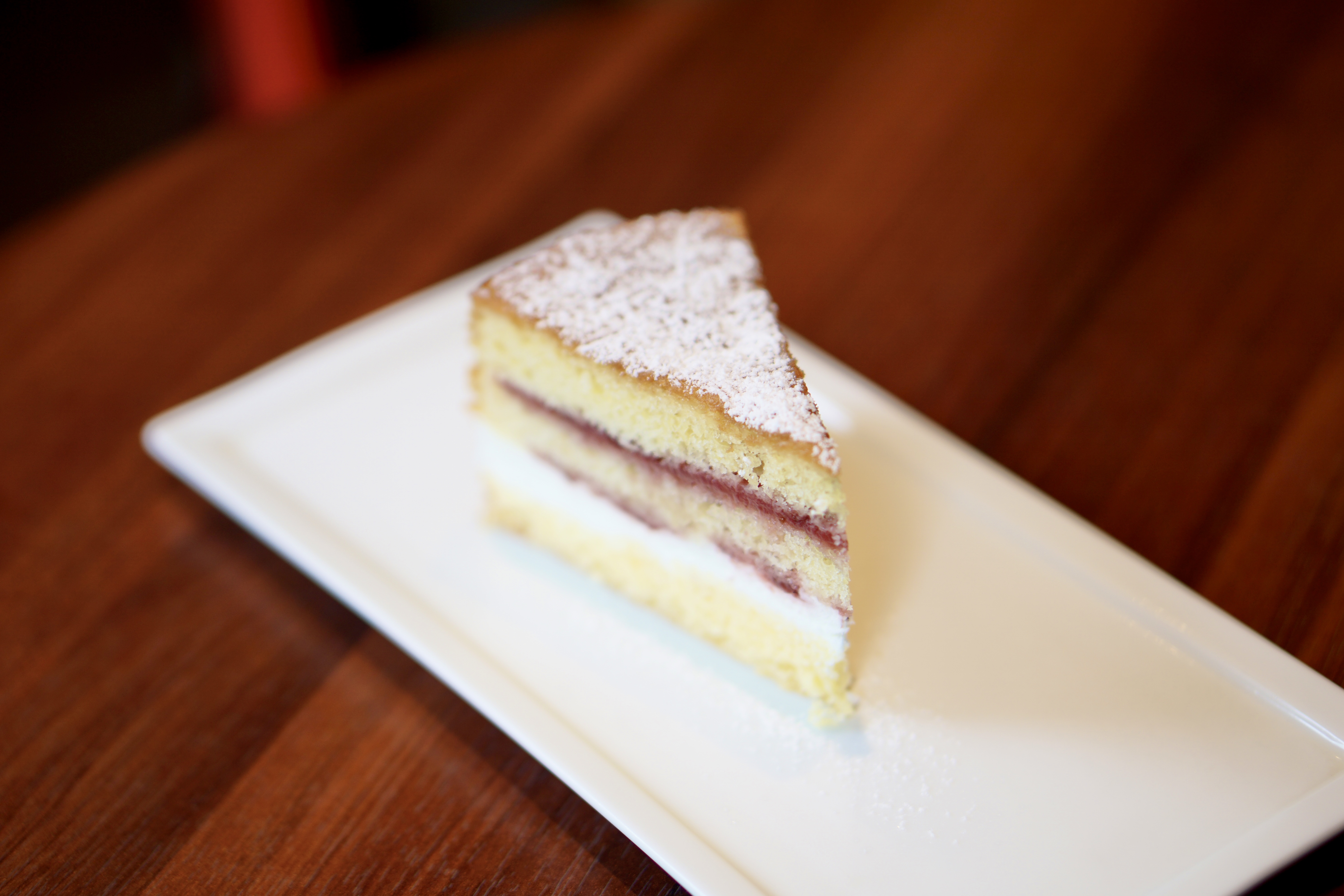 🍓いちごとレモンのヴィクトリアケーキ🍋 | CENTRE □新栄の本屋＋カフェ□