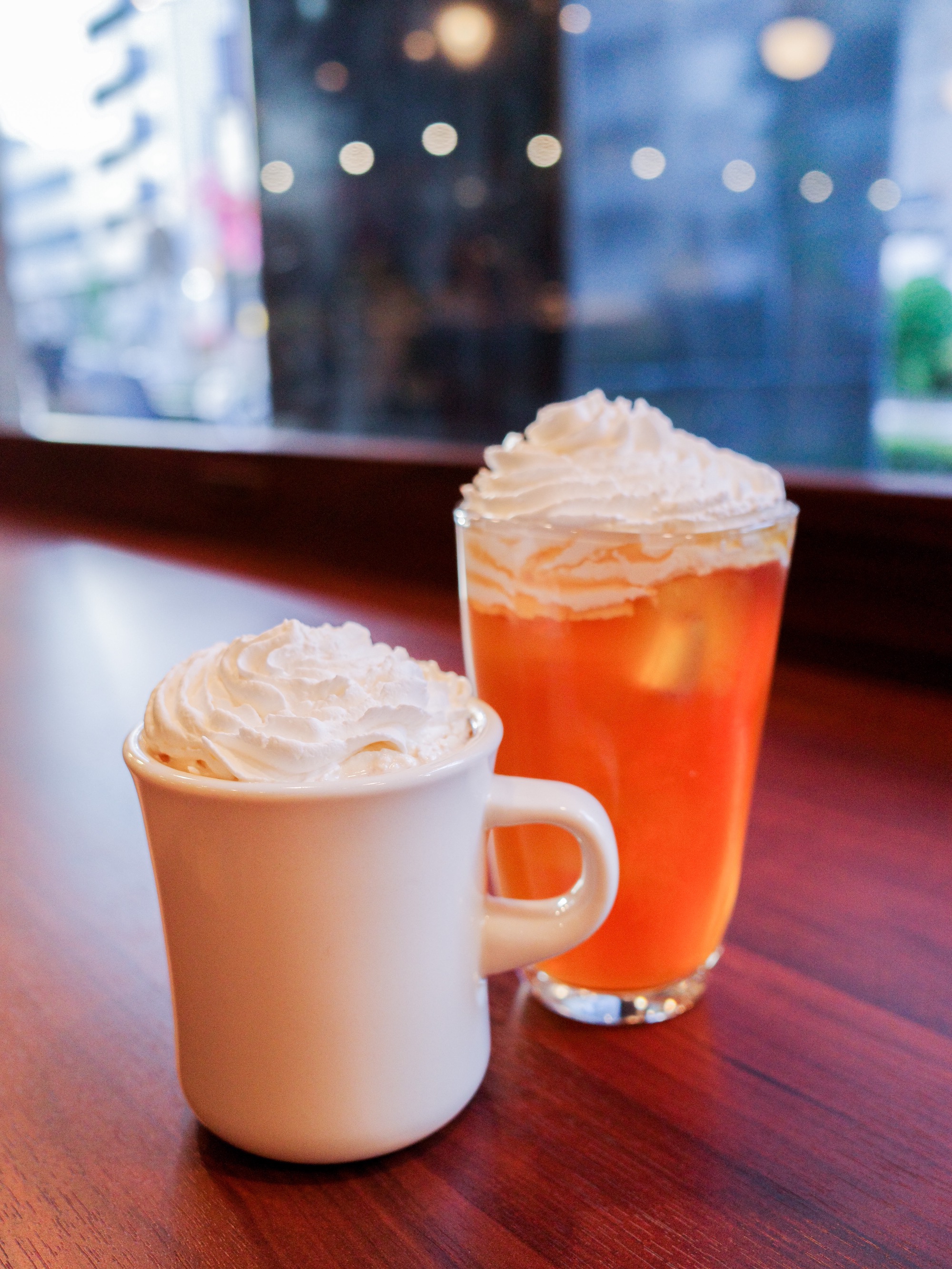 全ドリンクメニューに『ホイップクリーム』のトッピングが可能になり 