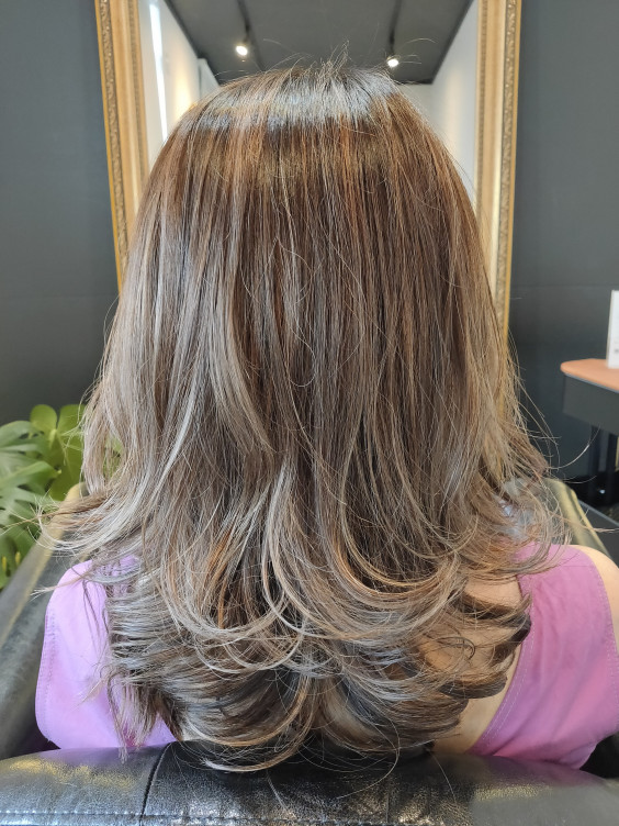 ミルクティーアッシュ Hair Design Haunt