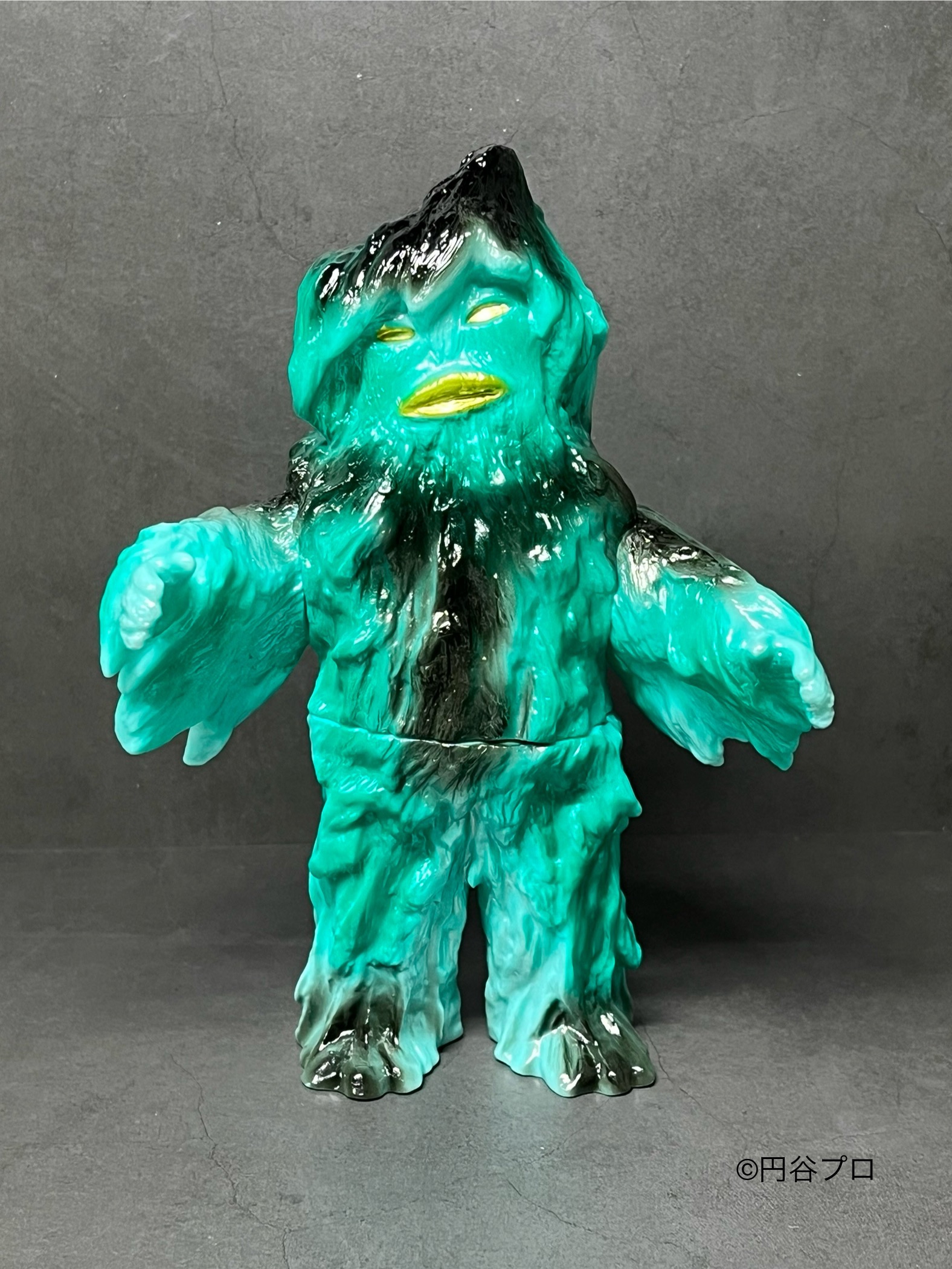 Amazon.co.jp: LEOそふび坊や 偶像怪獣 デスドガ ソフビ : おもちゃ