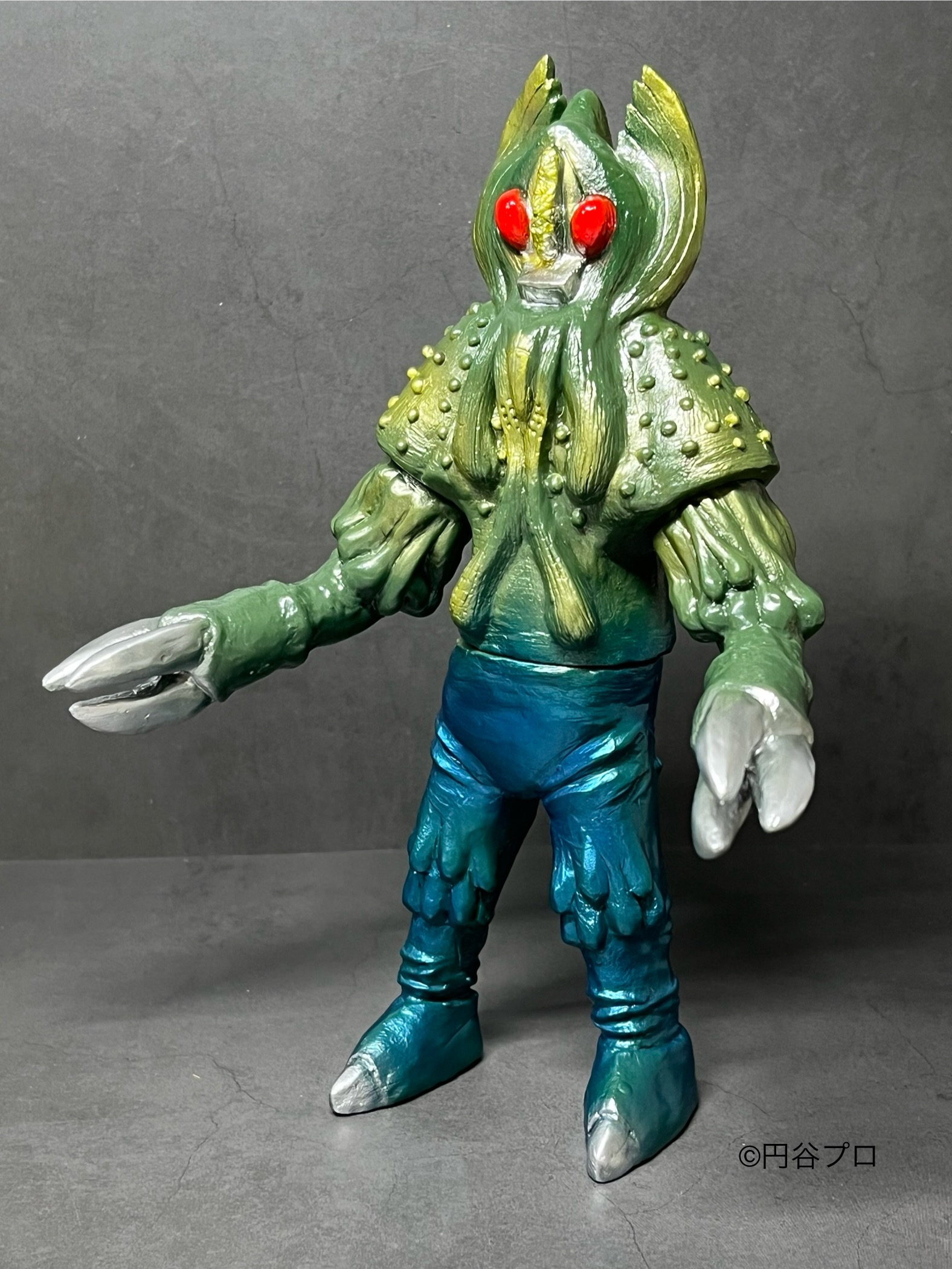LEOそふび坊や ハニートラップ 科特隊ブレザーver. LEOソフビ坊や ハニートラップ 未開封 レア物ソフビの通販 by